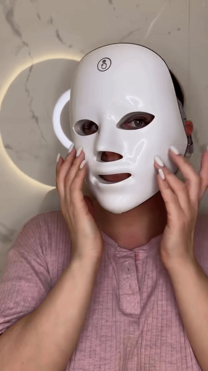 Vaura Vision™ | 7-Colour LED Light Face Mask